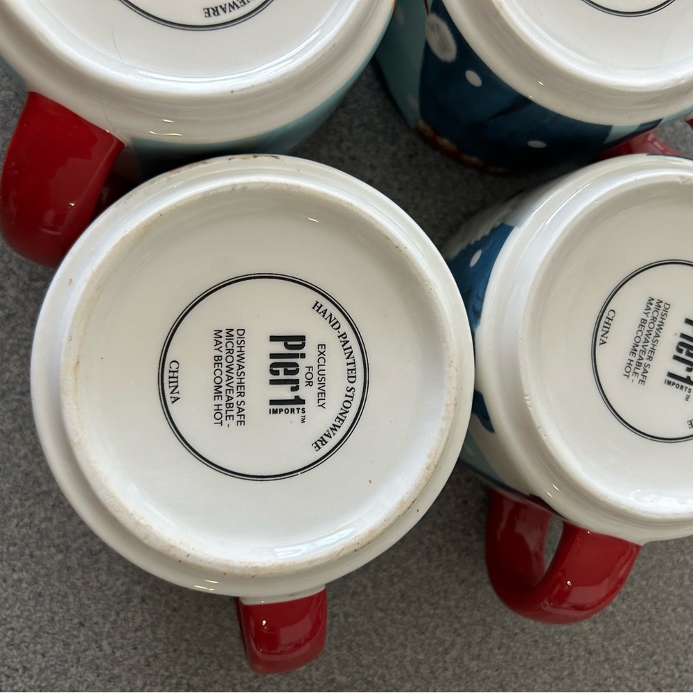 NWT Pier 1 set of 4 stacking Christmas puppy dog design mugs with holder. - Picture 6 of 6